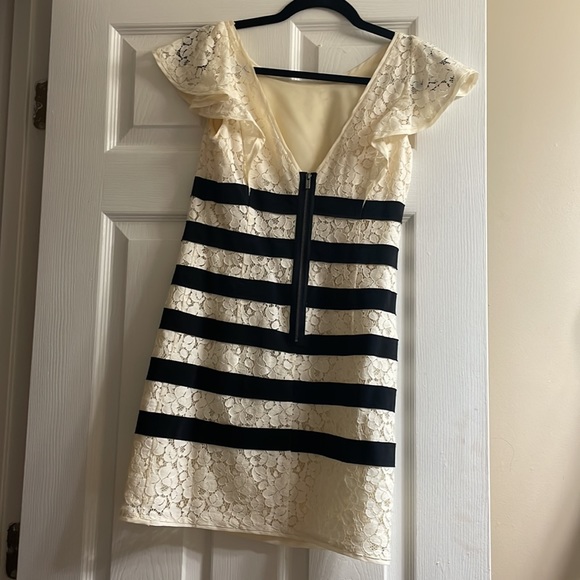 BCBG MAXAZRIA Renato Lace Mini Dress - Picture 5 of 7